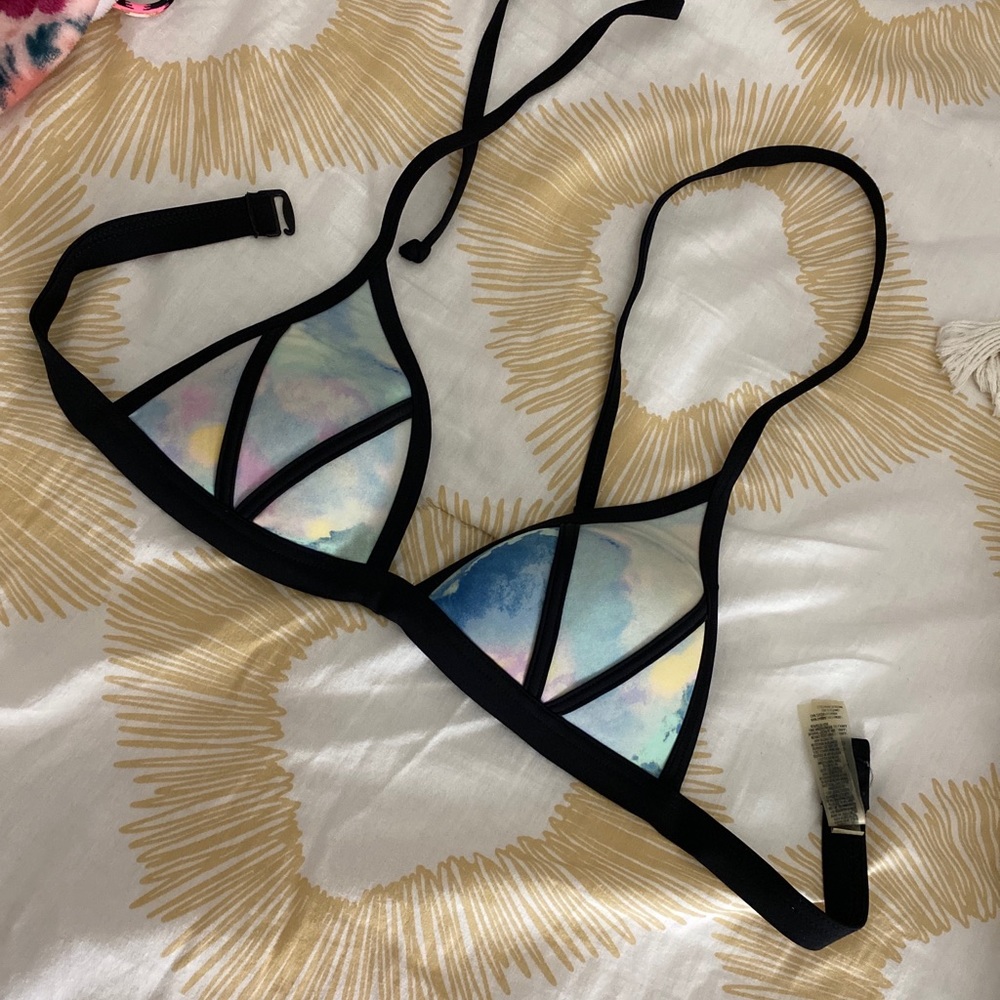 PINK Victoria’s Secret Triangle TieDye Bikini Top